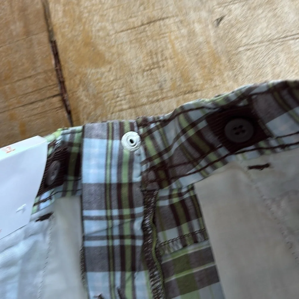 NWT Gymboree Boys Plaid Turtle Shorts 2t